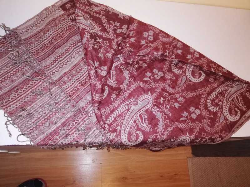 Piekny duzy szal chusta dwustronny w stylu pashmina jak nowy
