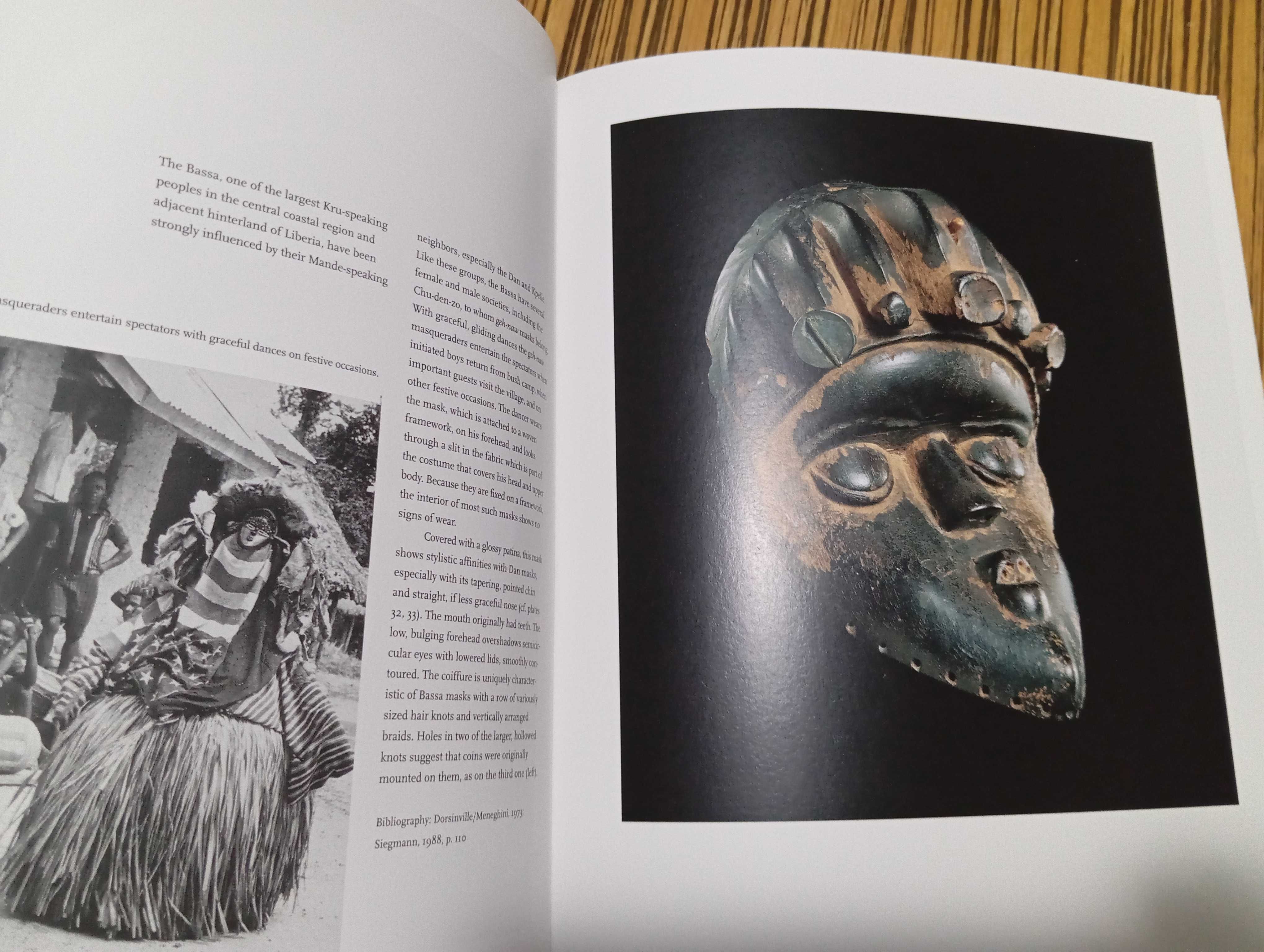 Livro African Masks