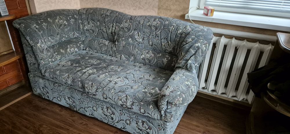 Продам диван кутовий