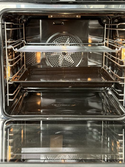 Комплект Miele M 8260-2 + H5681BP — духова шафа та мікрохвильова піч