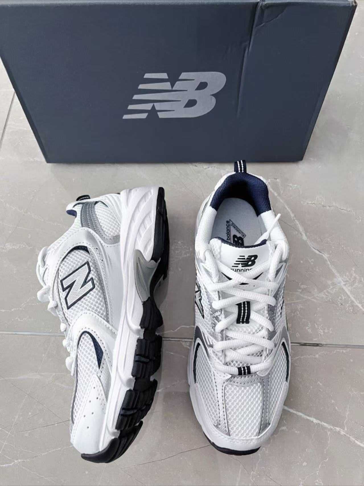 New Balance 530 White Silver Navy R.36