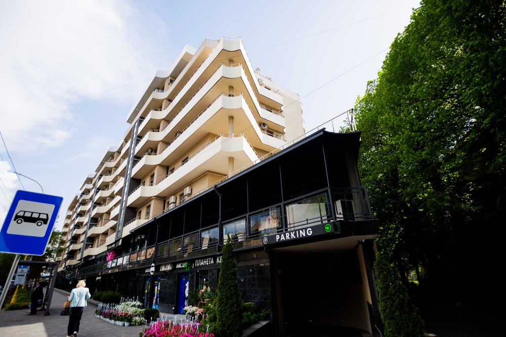 Продаж офісу 90 м² у ЖК Dream City, Ужгород | 2 поверх – DCK 438