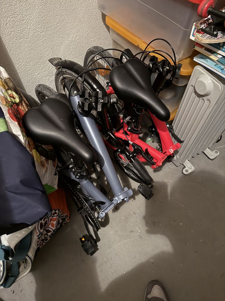 Vendo 3 bicicletas dobraveis praticamente novas.180€ cada