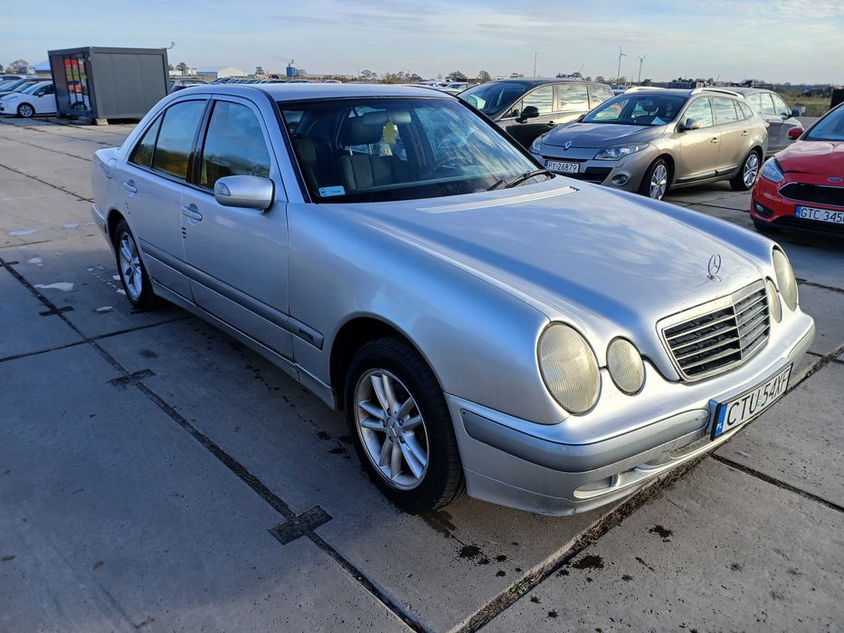 Mercedes-Benz 210 2,2 diesel