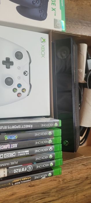 Zestaw Konsola XBox One 1 TB