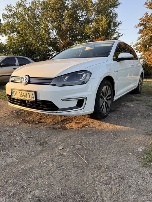 Volkswagen E-Golf 24kw