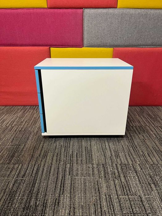 Kontenerek podbiurkowy Maro białe pomocniki biurowe 53x43x60