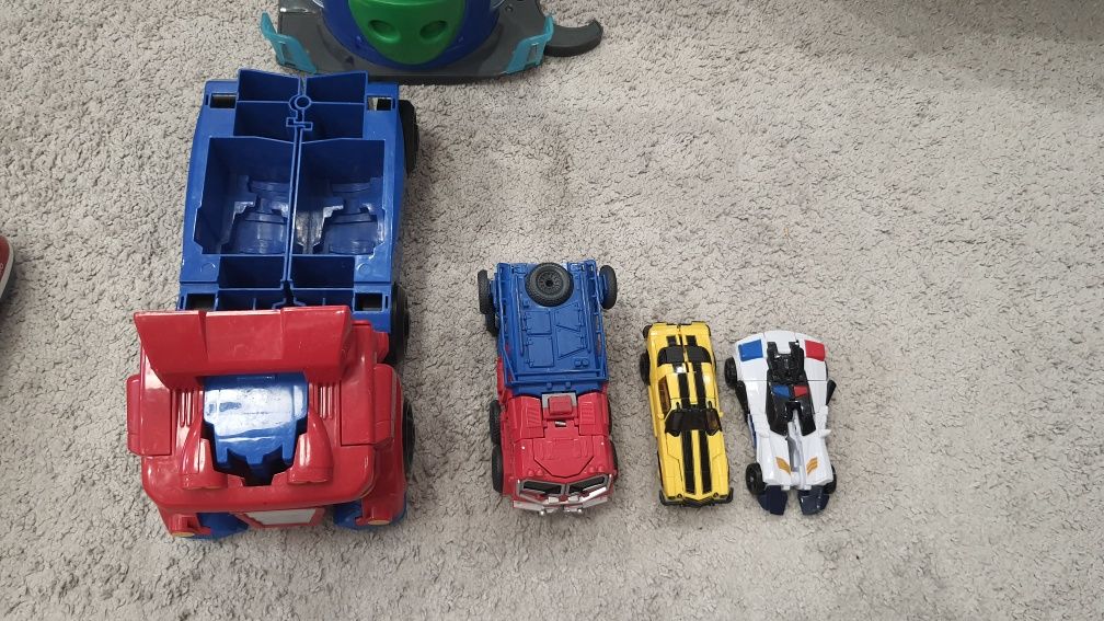 Трансформер hasbro Оптимус прайм,Тобот,smiki,герої в масках