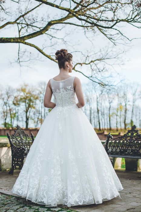 Suknia ślubna w stylu księżniczki