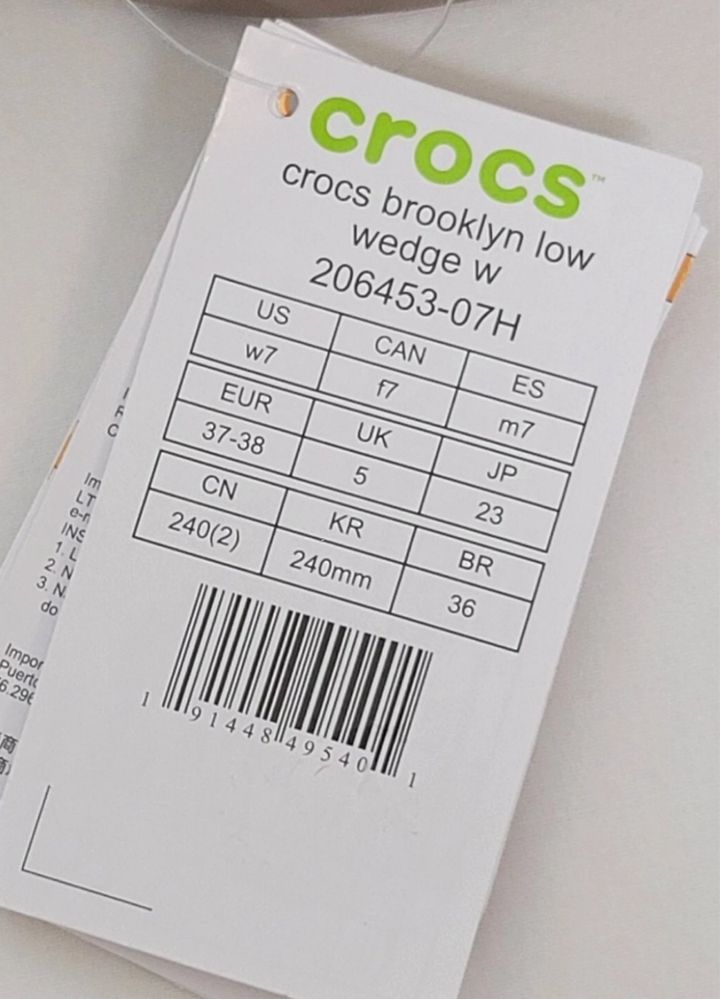 Босоніжки Crocs Brooklyn