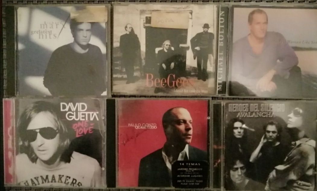 Vendo 36 cds de musica originais