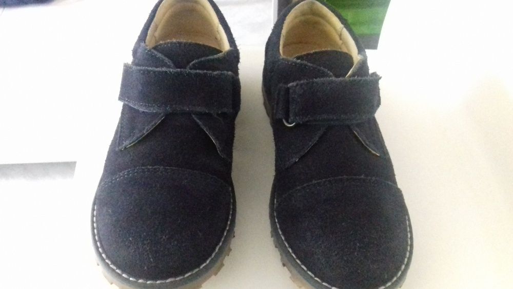 Sapatos em pele (camurça) t: 31, cor: azul