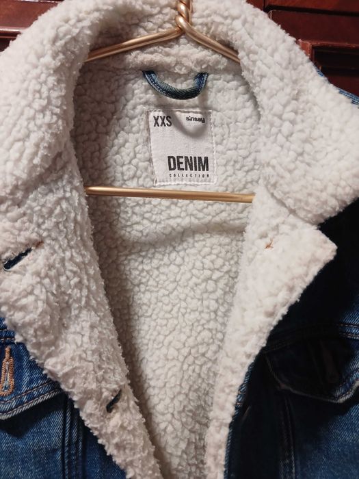 Джинсова куртка на хутрі