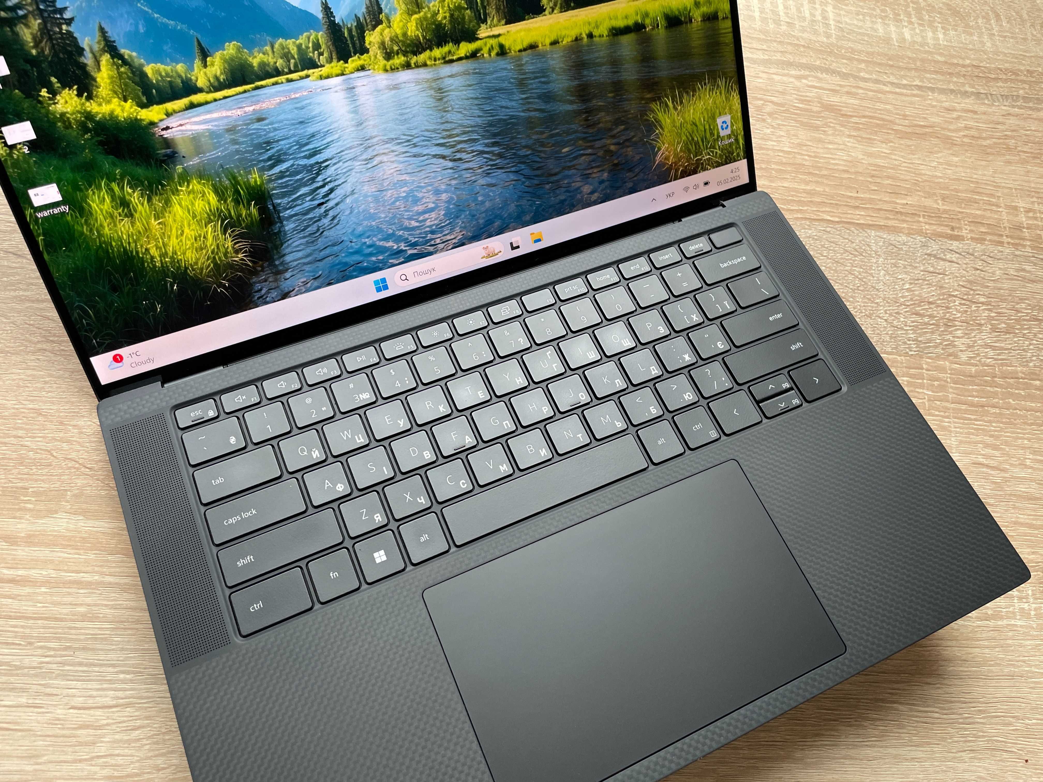 2023р Dell Precision 5560 i9-11950H_NVIDIA RTX A2000_1000 SSD_4K_32RAM