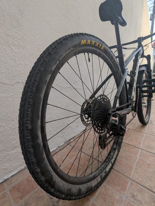 Trek x calibre 8 2023