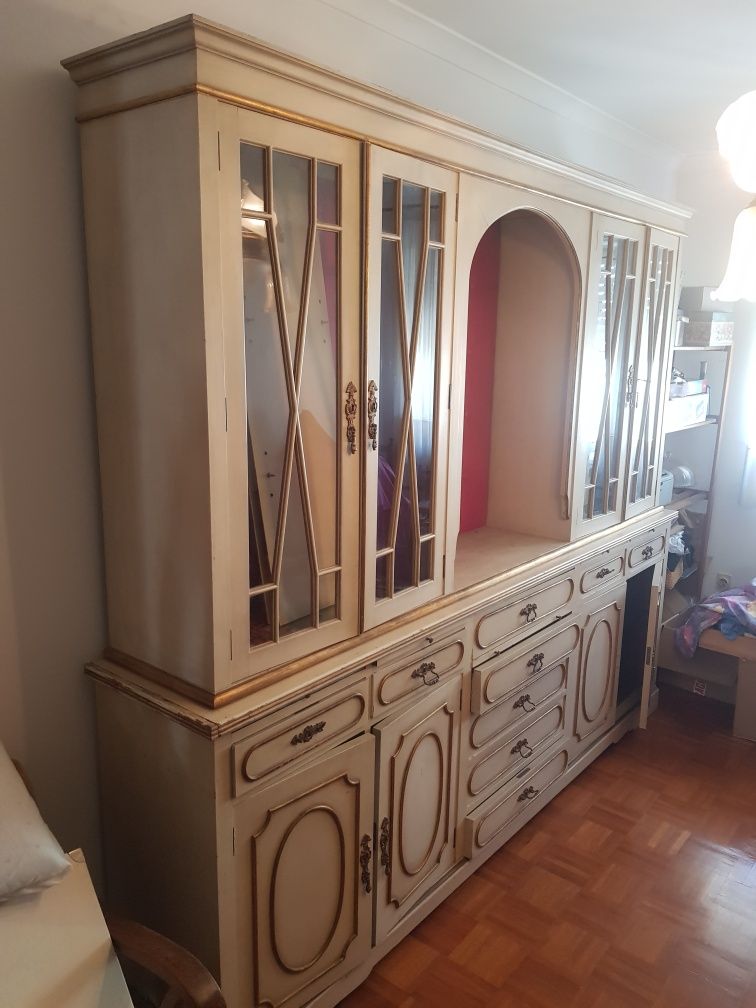 Móvel, estante com vitrine