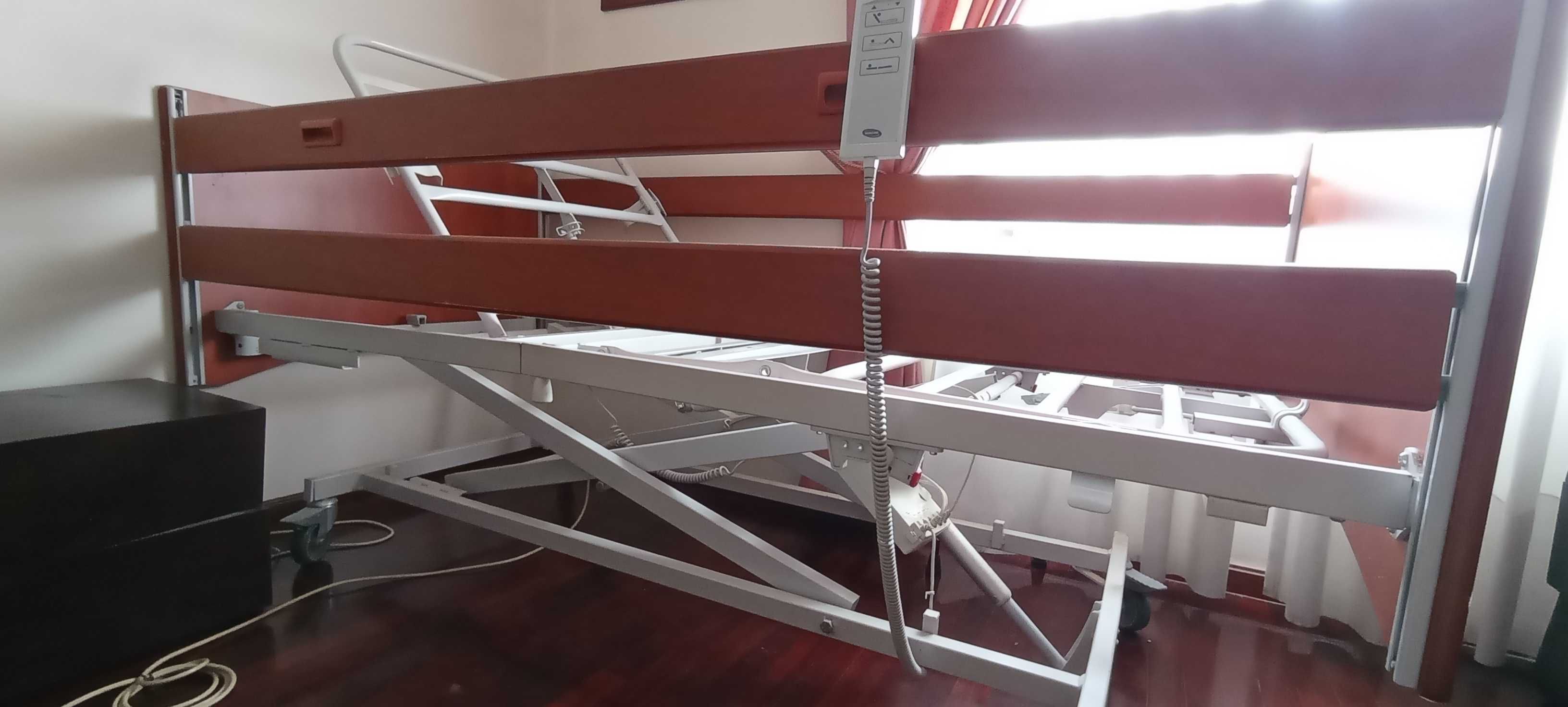 Cama Articulada Elétrica Invacare Alegio NG