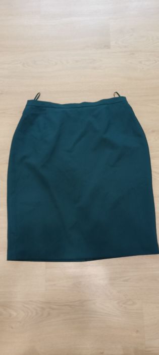 Жіночий костюмчик