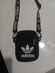 Saszetka Adidas.