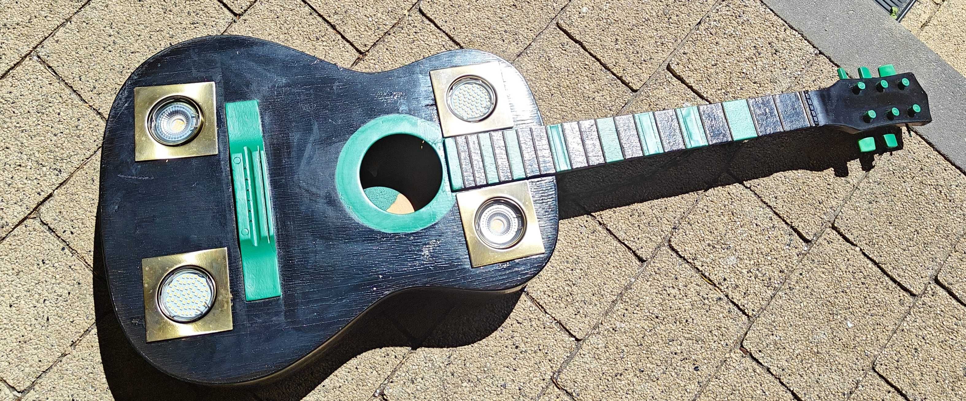 Lampa sufitowa, lampa gitara, lampa młodzieżowa