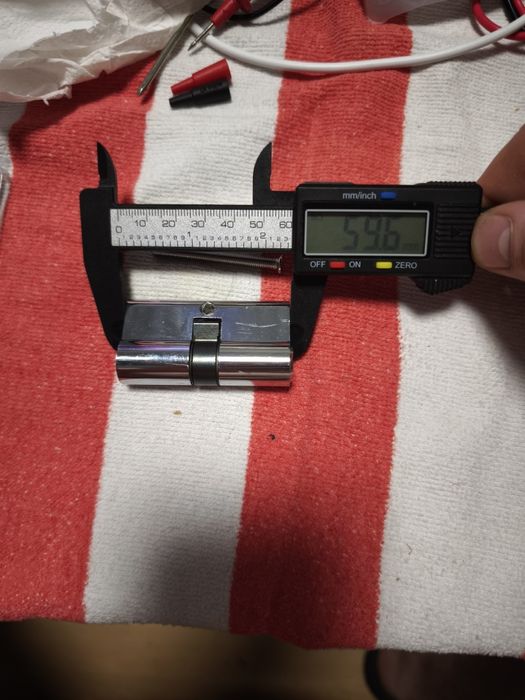 fechadura de porta de meio cilindro, inclui 5 chaves,