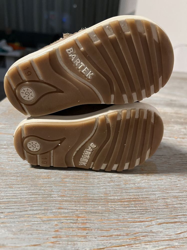 Buty do nauki chodzenia. Buciki Bartek rozmiar 19, pierwsze buty