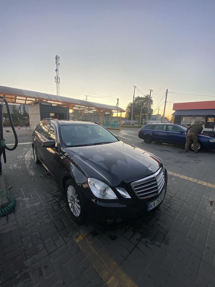 Mersedes W212 E200