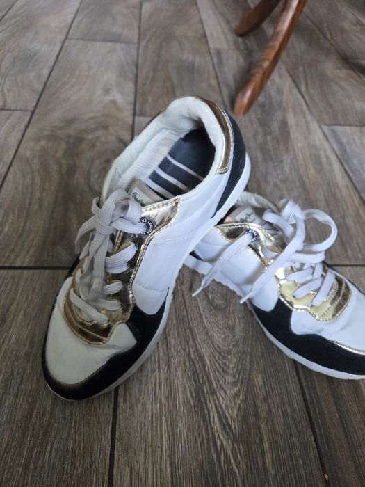 Adidasy marki pepe jeans