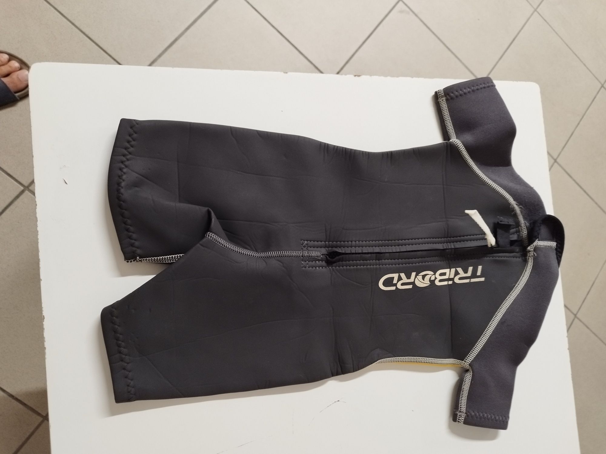 Fato de surf criança 4 anos
