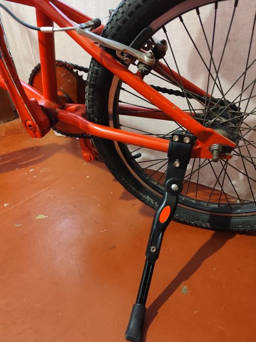 Велосипед BMX на зріст до 145 см