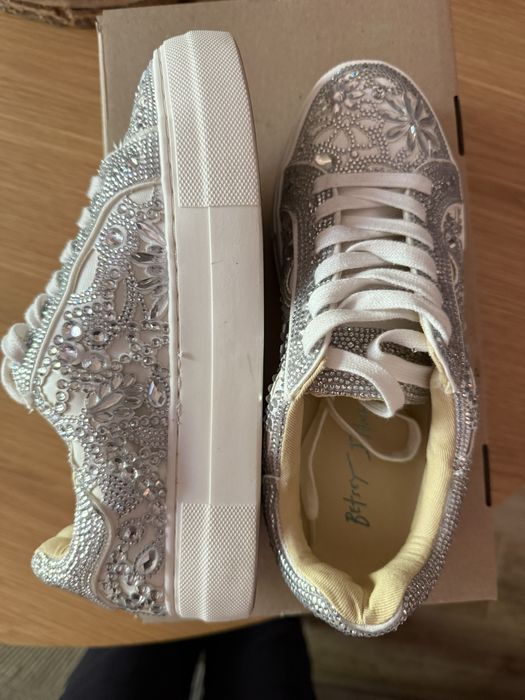 Buty trampki z cekinami
