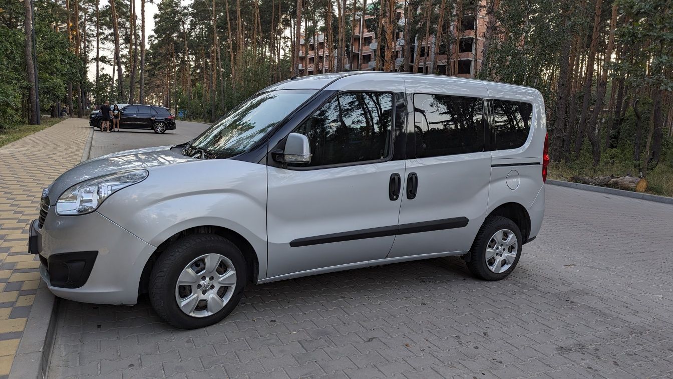 Opel Combo 2016 року