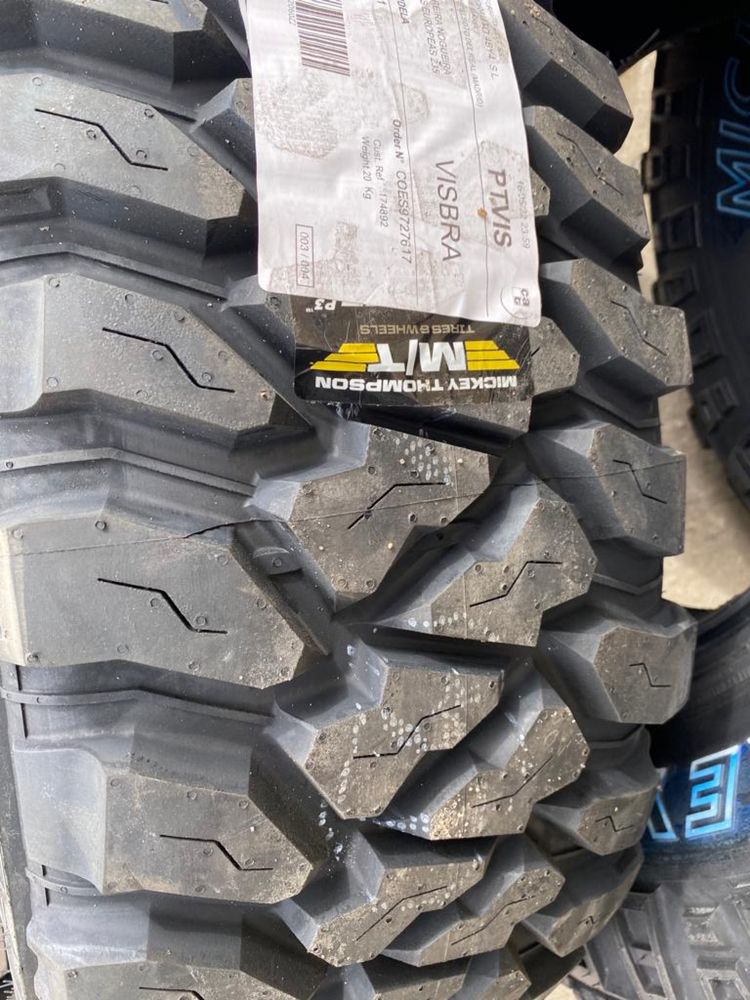 Pneus MICKEY THOMPSON 285/75/R16