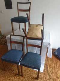 Dębowe krzesła lata 60