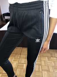 Adidas Pants czarne spodnie dresowe klasyczne 3 paski oryginalne Xs