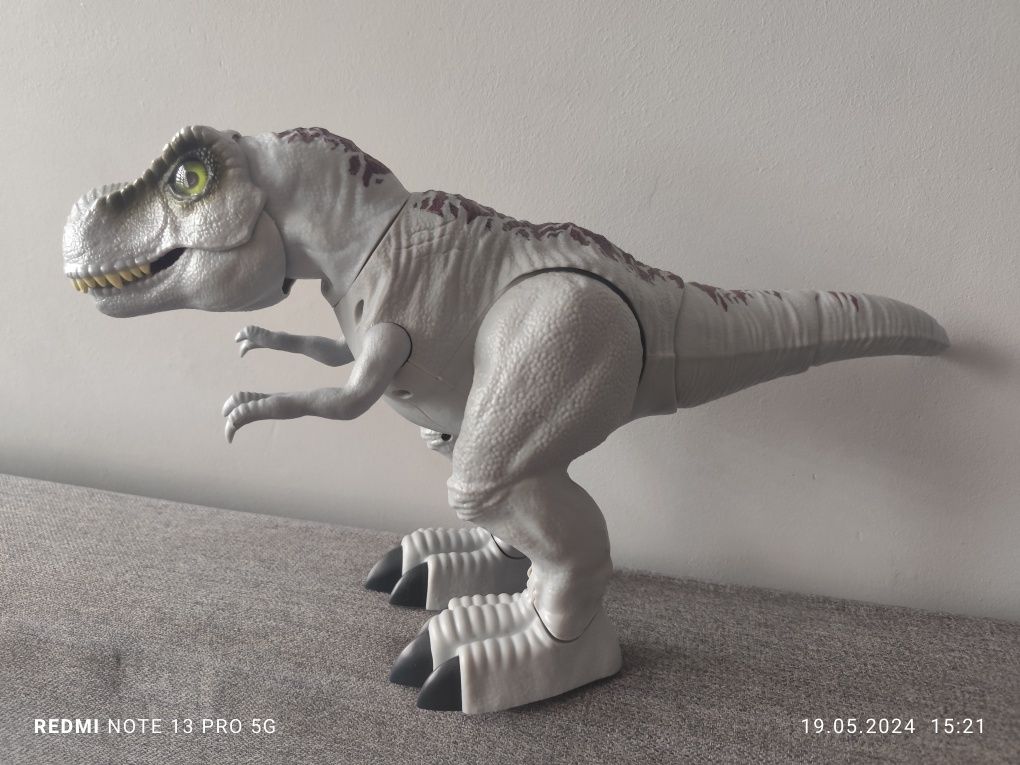 Dinozaur T-Rex interaktywny ideal