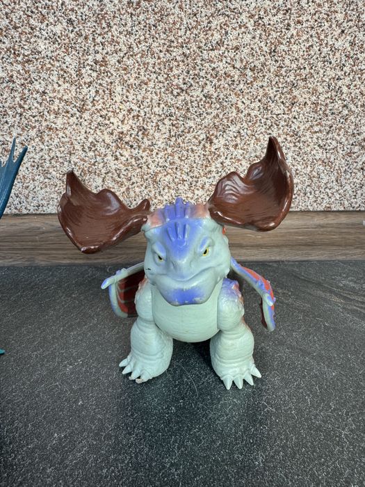 Іграшки як приборкати дракона, как приручить дракона