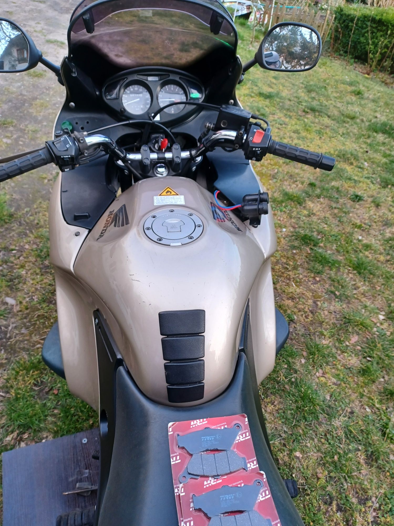 Honda ntv 650 przebieg 56000