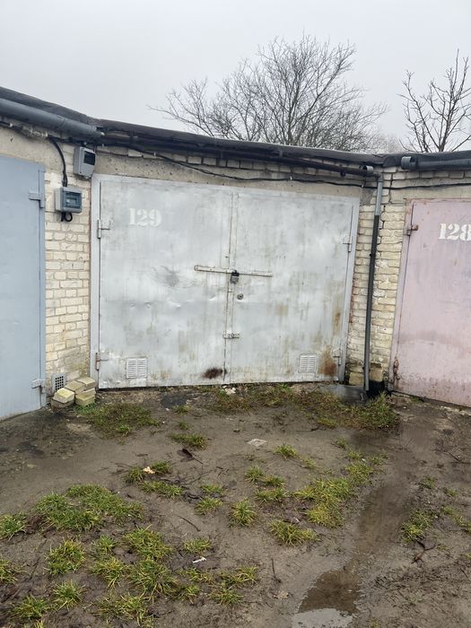 Продам цегляний подвійний гараж