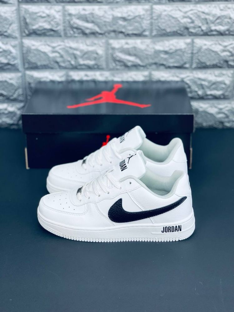 Кросівки Nike Air білі унісекс/ чоловічі/ жіночі