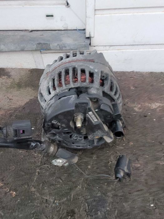 alternator kompletny sprawny golf audi 1,9 tdi ATD 120A