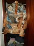 casaco canguru Guess