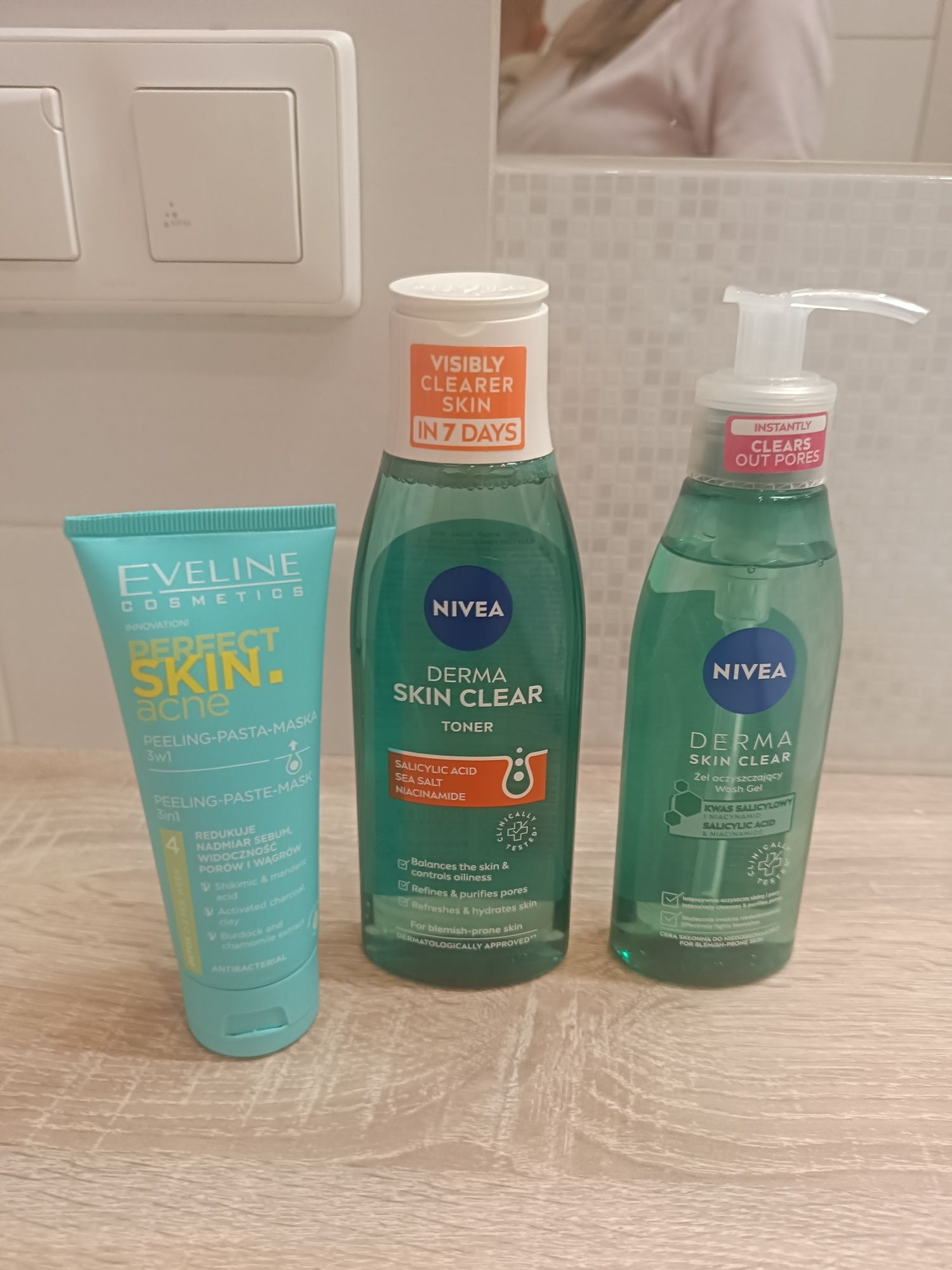 Zestaw Nivea Eveline nowy zakupiony w sklepie Rossman