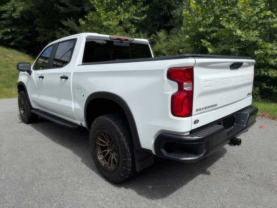 Chevrolet Silverado      2023