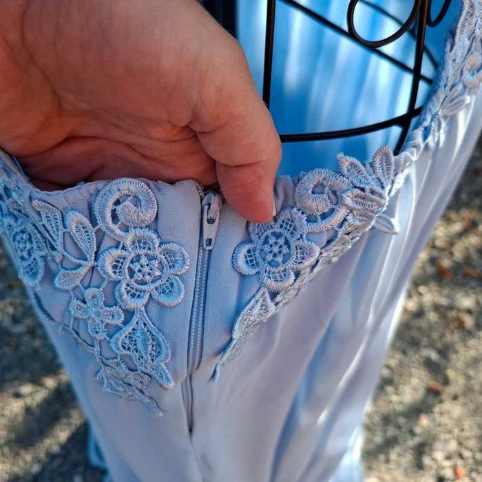 Długa Maxi Suknia błękitna jasnoniebieska baby blue r 42 Apart