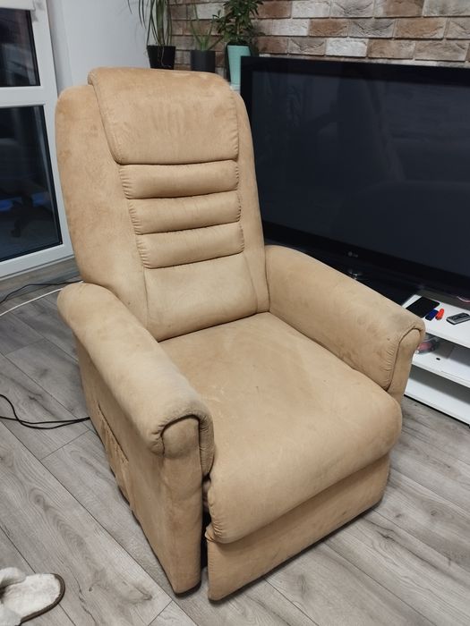 Fotel elektryczny na pilota