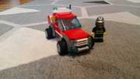 Lego samochód strażacki