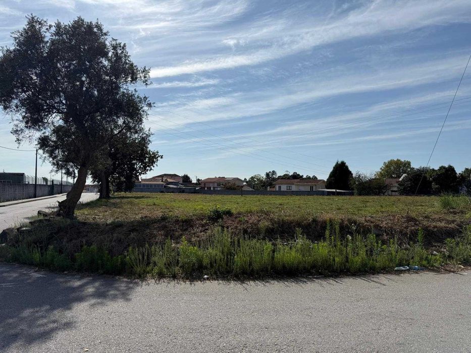 Terreno Urbano 500mt2  Santa Maria da Feira