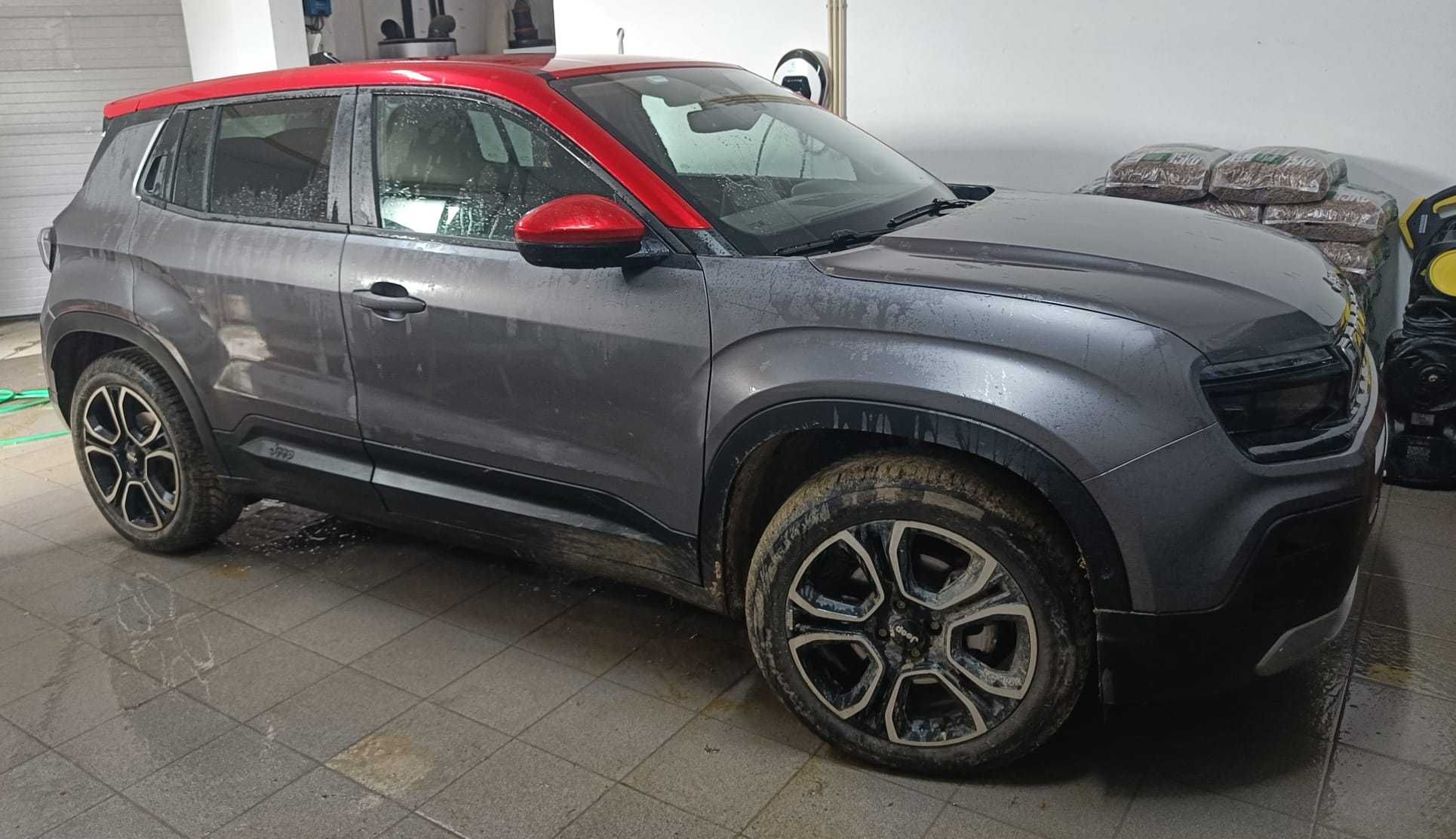 Jeep Avenger First Edition