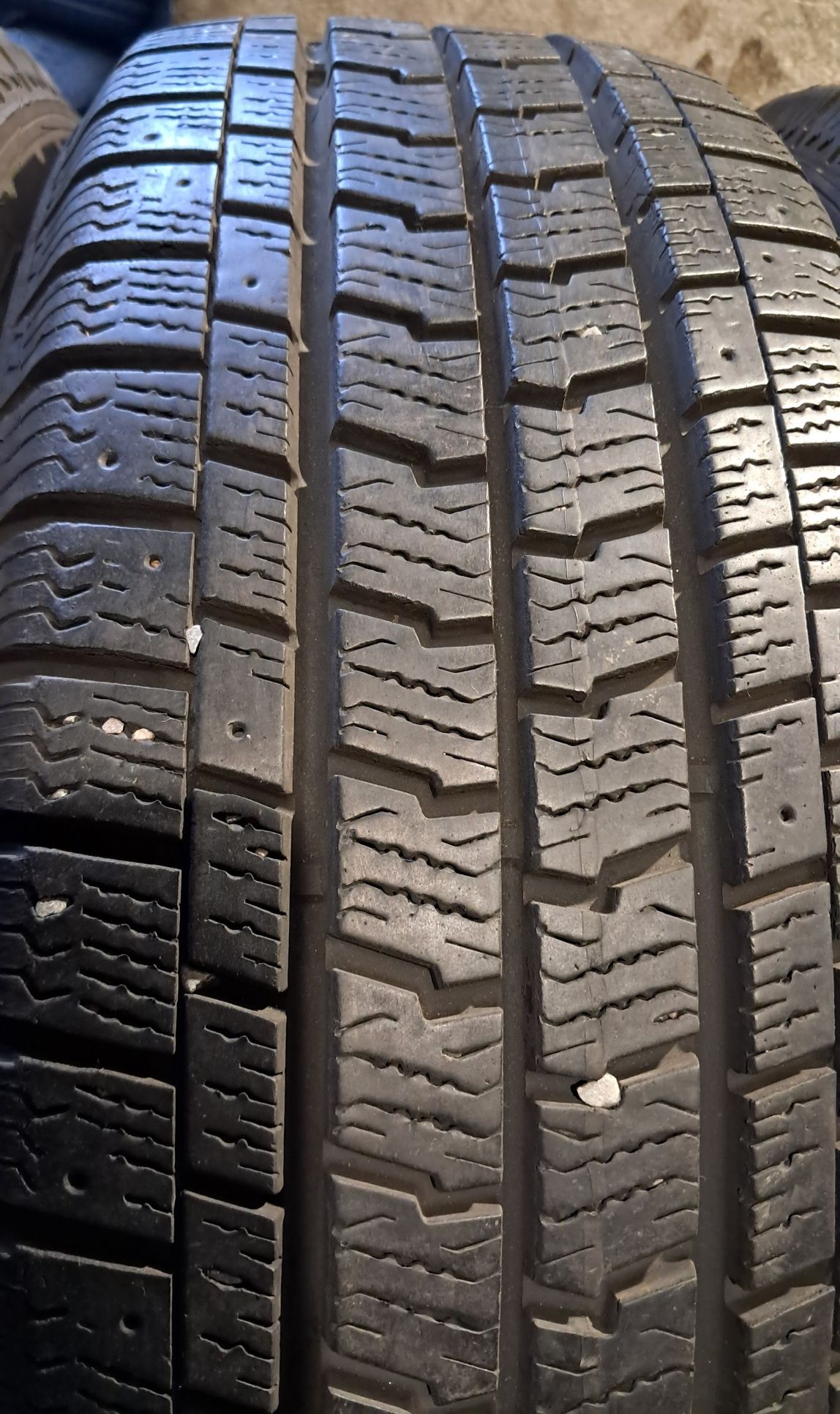 215/65R16C 109/107T Goodyear cargo ultraGrip
